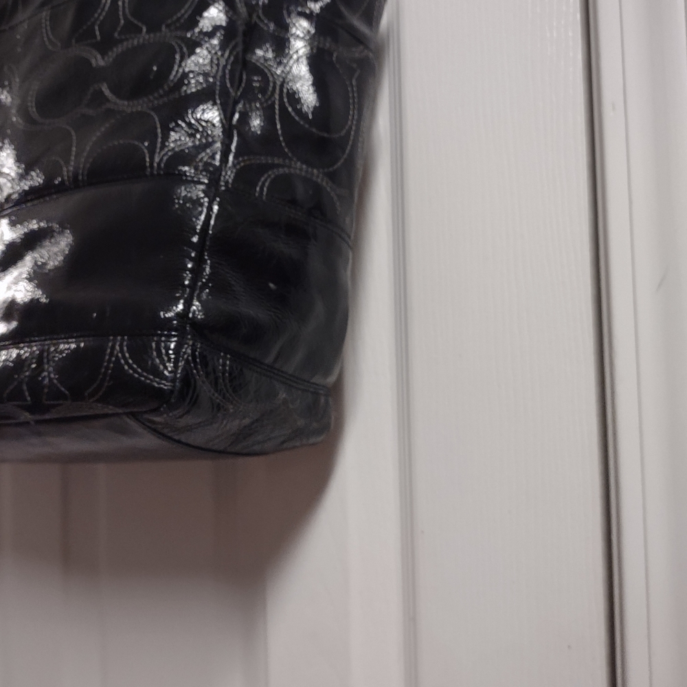 Coach  Patent Leather Bag - Picture 5 of 8